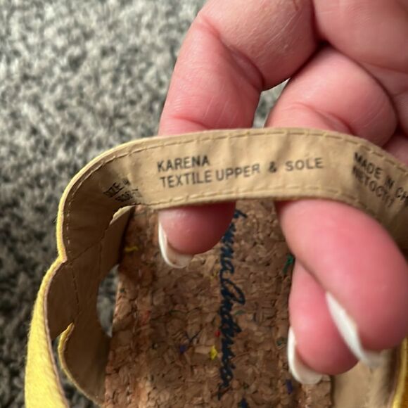 Hanna Andersson - Karena Yellow Cork Heel Sandals - 4 - Picture 8 of 8